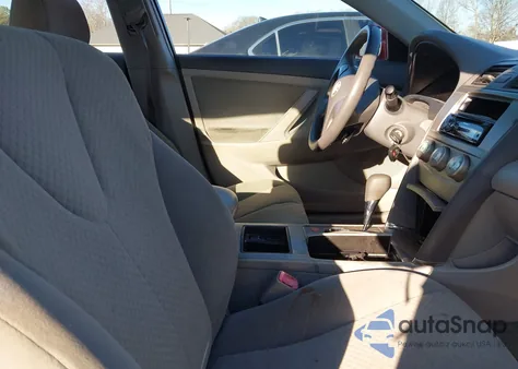 2009 Toyota Camry Le z USA, uszkodzony, nr VIN 4T1BE46K49U299603